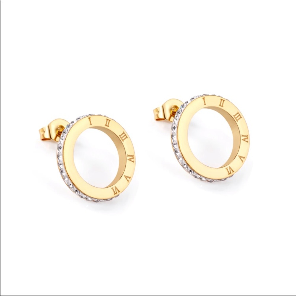 NWT Gold plated Diamond cubic z round studs